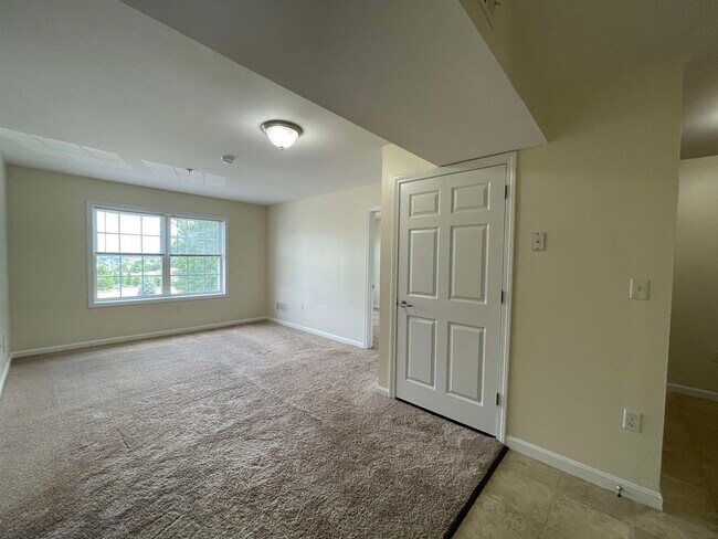 Building Photo - 100 Sentinel Court