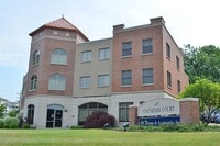 Building Photo - 401 Cranberry St