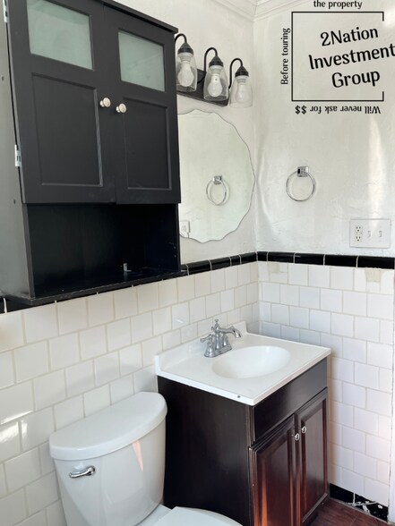 Building Photo - 2924 Pioneer Ave