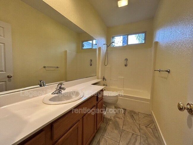 Building Photo - 1867 Malachite Way