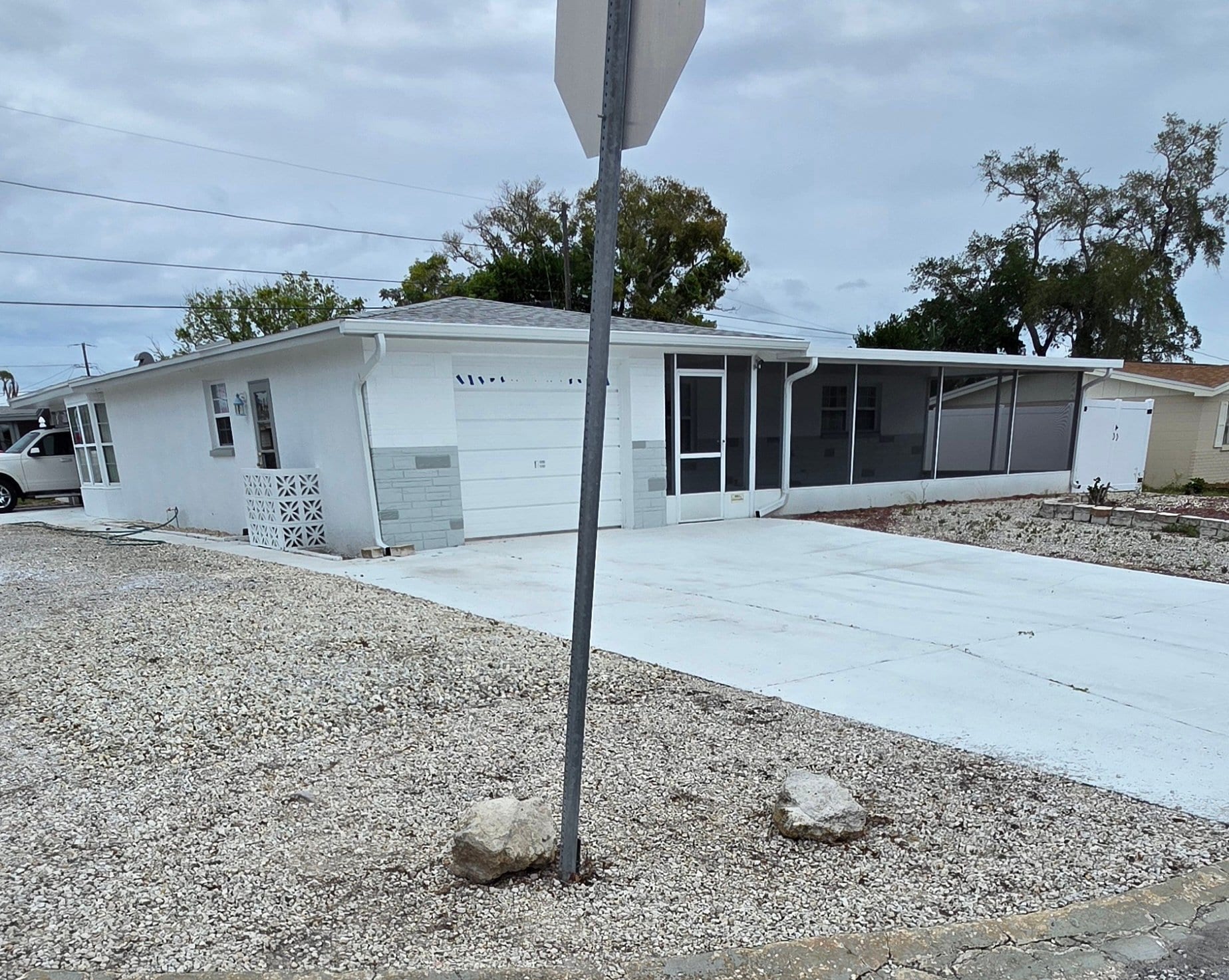 Building Photo - 5005 Genesis Ave