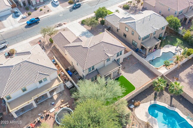 Building Photo - 4244 E Gleneagle Dr