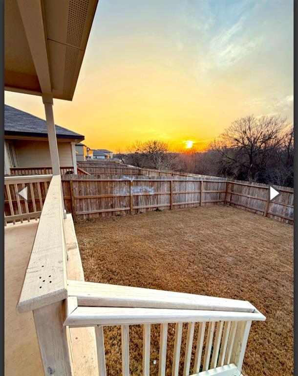 Building Photo - 3011 Lindenwood Wy