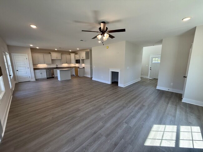Building Photo - 166 Dewberry Rd