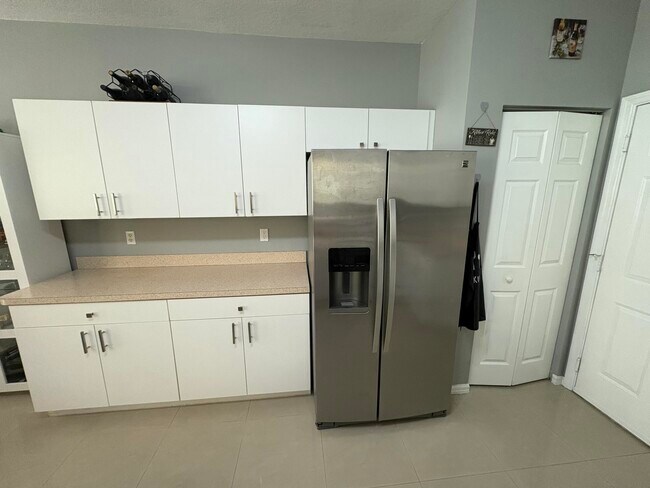 Building Photo - 9205 Villa Palma Ln