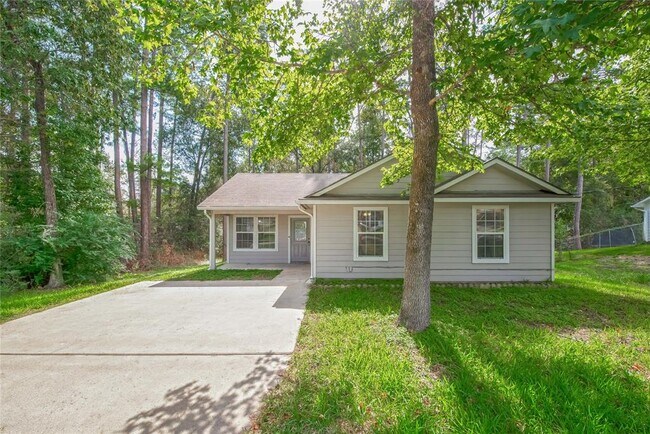 Primary Photo - 10680 Royal York Dr