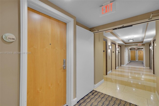 Building Photo - 253 NE 2nd St