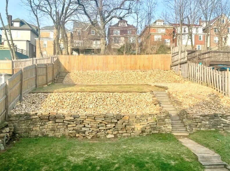 Building Photo - 1041 Berkshire Ave