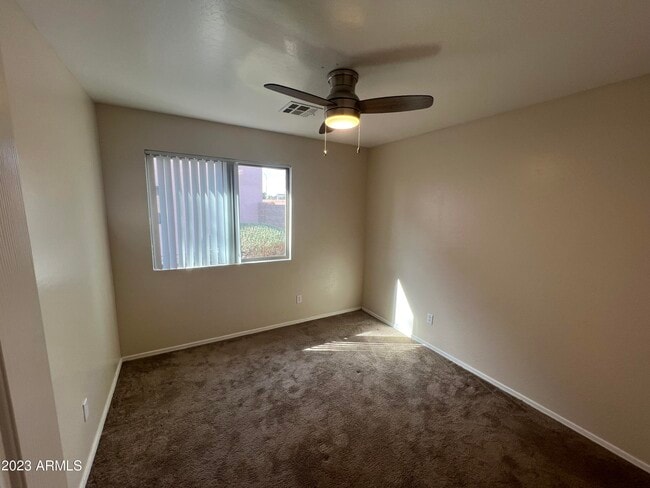 Building Photo - 17284 W Mohave St