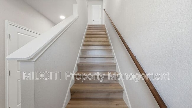 Building Photo - 7210 John Palmer Dr