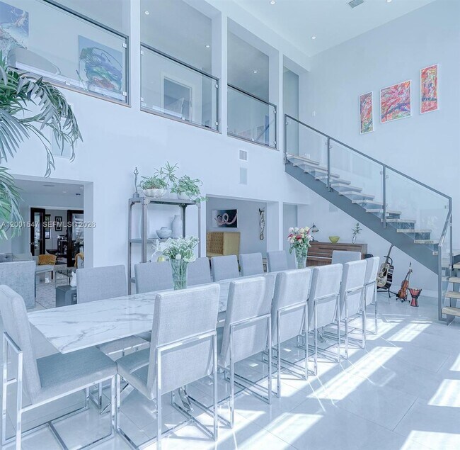 Building Photo - 13300 Biscayne Bay Terrace