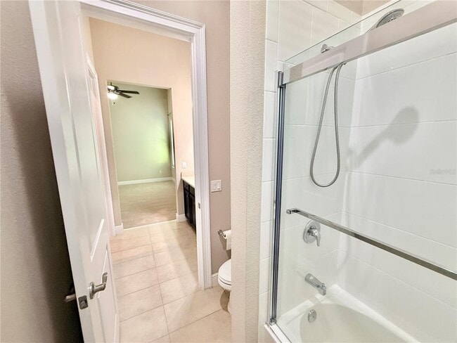 Building Photo - 11646 Hampstead St