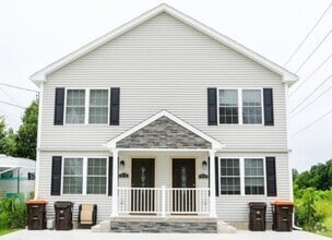 Building Photo - 82 Rowley St