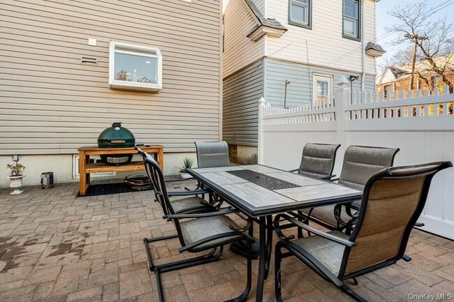 Building Photo - 151-05 20th Rd