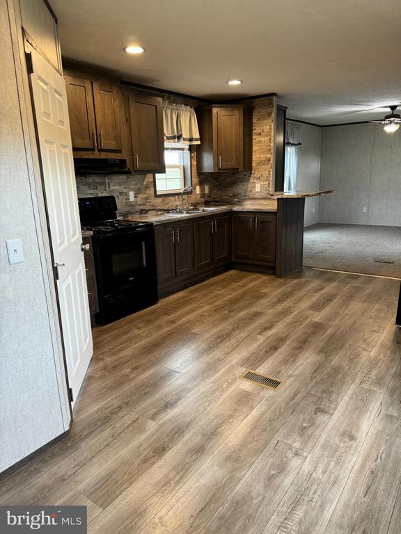 Building Photo - 11441 Tanyard Hill Rd