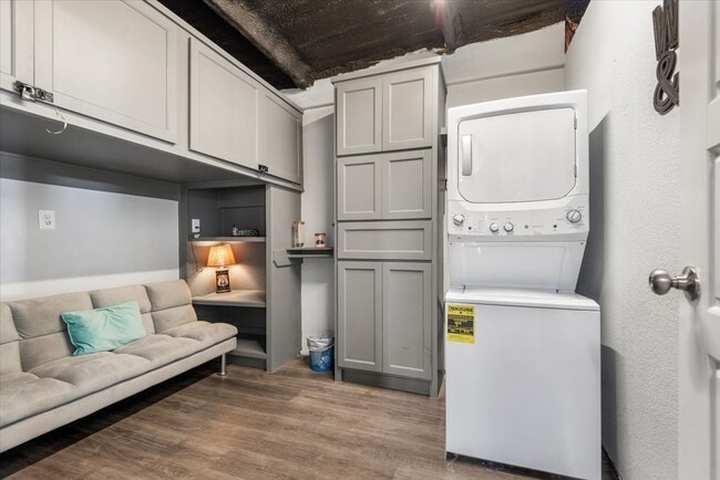 Building Photo - 30400 Highland Blvd