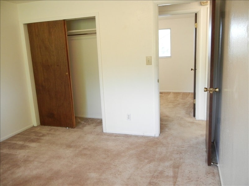 Building Photo - 326 N 300 W
