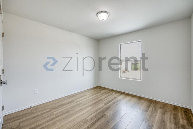 Building Photo - 5902 US-59