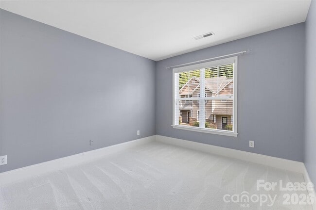 Building Photo - 11013 Dundarrach Ln