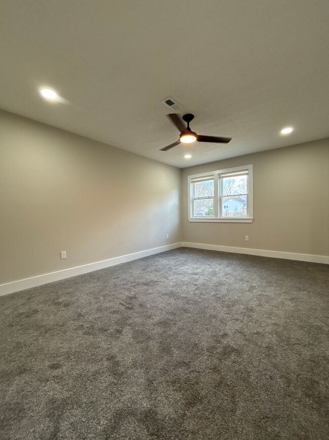 Building Photo - 414 Indian Trail