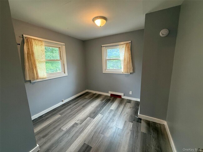 Building Photo - 2250 NY-302
