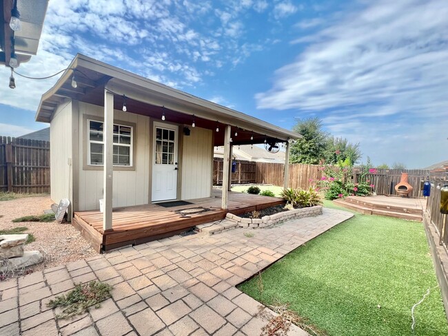 Building Photo - Gorgeous and spacious 4 bed 3.5 bath in Ka...