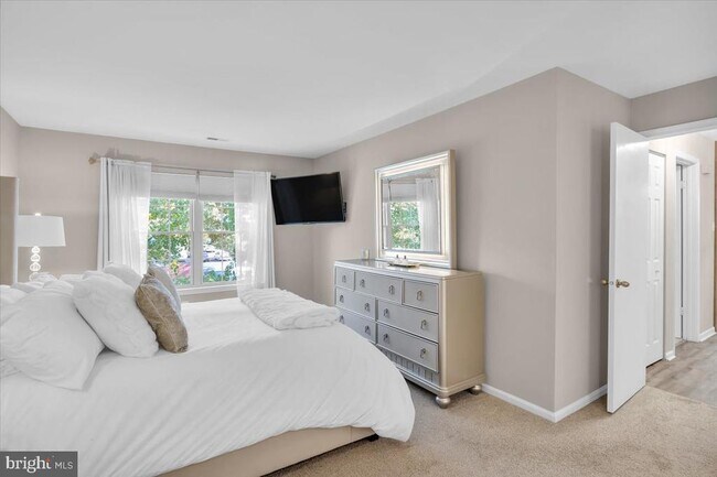 Building Photo - 612 Covington Ct