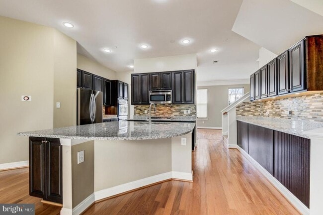 Building Photo - 9851 Garden Ranges