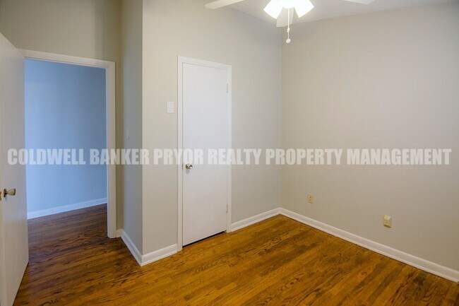 Building Photo - 1606 Oaken Trail