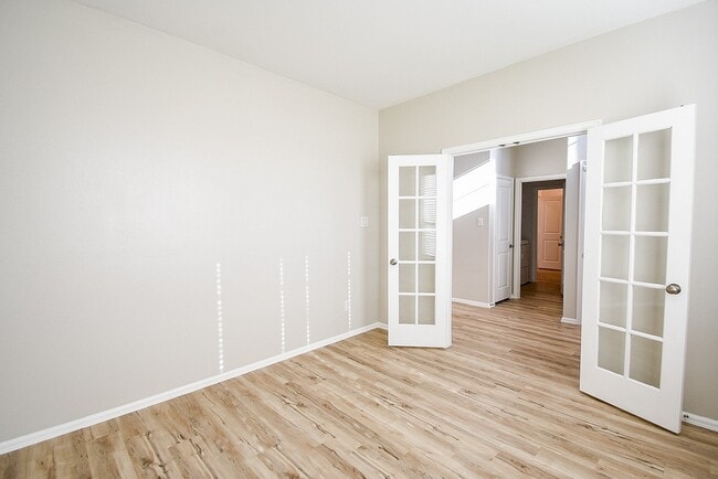 Building Photo - 3716 Vail Spgs Dr