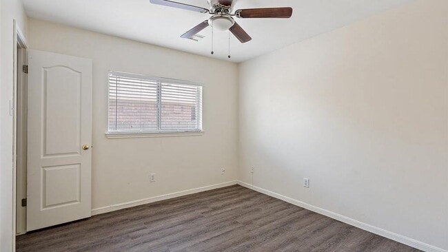 Building Photo - 11214 Amaranth Ln