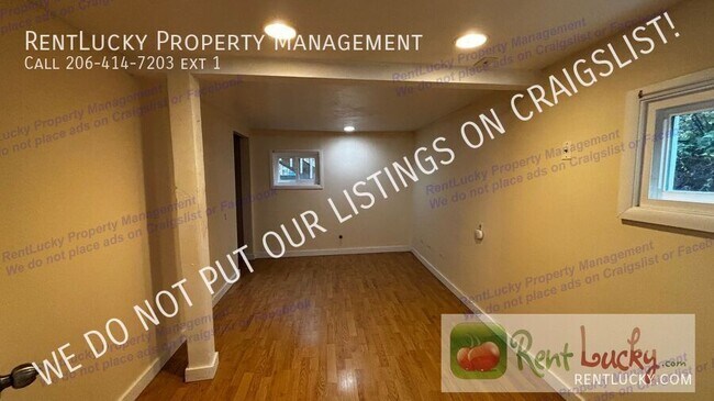 Building Photo - 1522 NE 97th St