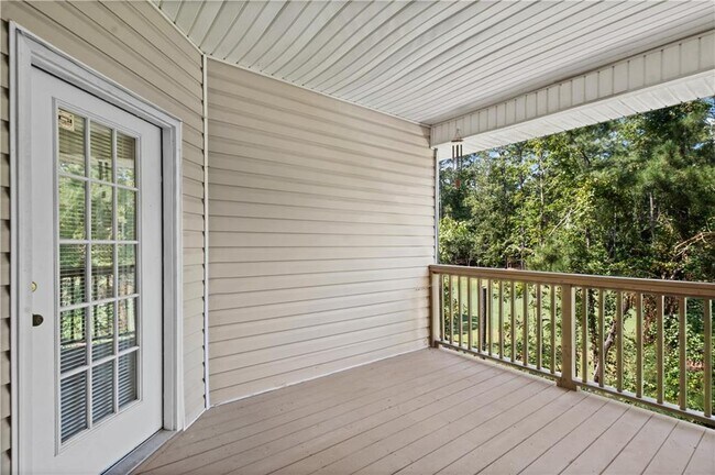 Building Photo - 8806 Fairview Bluff