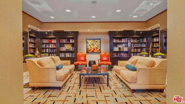 Building Photo - 10724 Wilshire Blvd