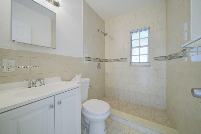 Building Photo - 1471 NW 93rd St