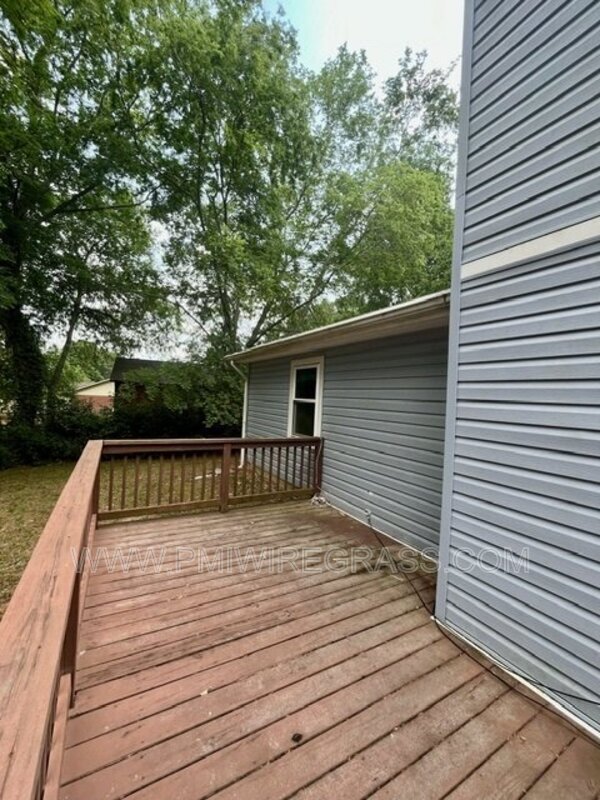 Building Photo - 10820 Co Rd 1