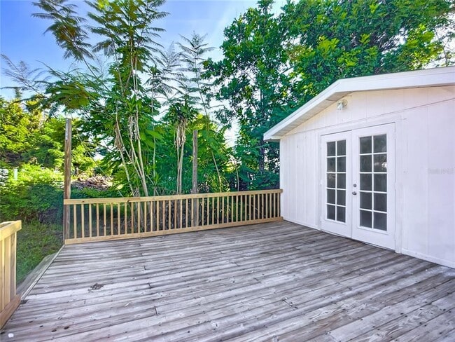 Building Photo - 317 Jessica St S