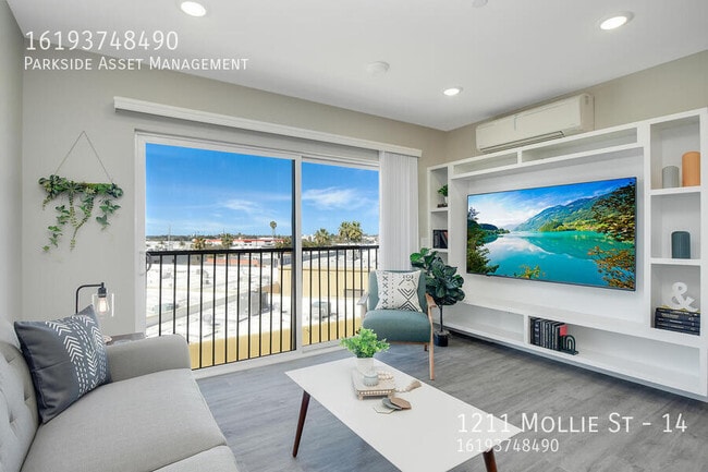 Building Photo - 1211 Mollie St