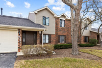 Building Photo - 907 Cross Creek Dr N