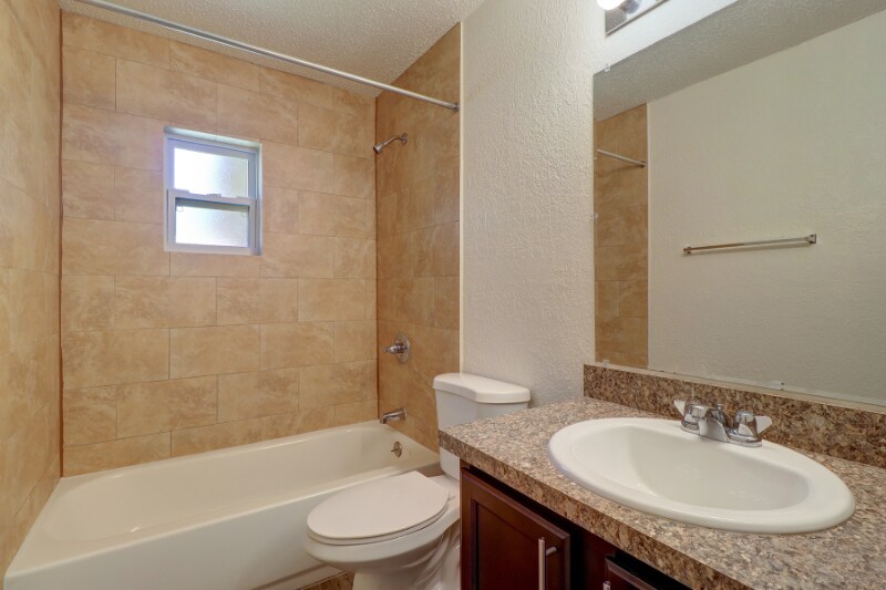 Building Photo - 5345 Laurel Pl