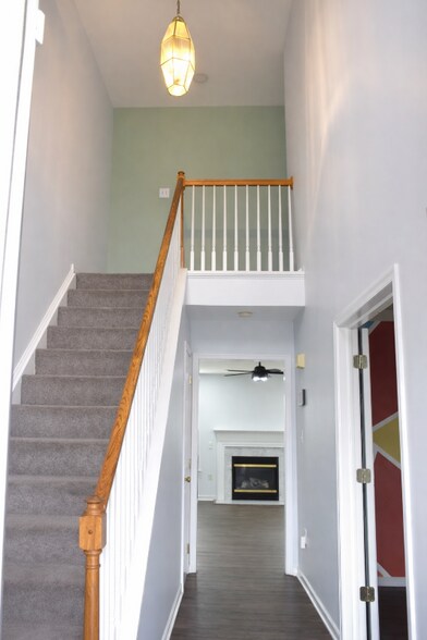 Building Photo - 5412 Cranston Ct