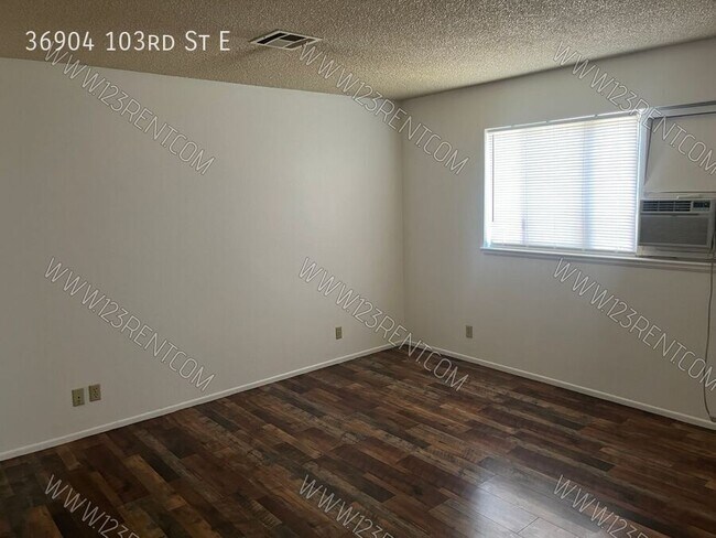 Building Photo - 36904 103rd St E