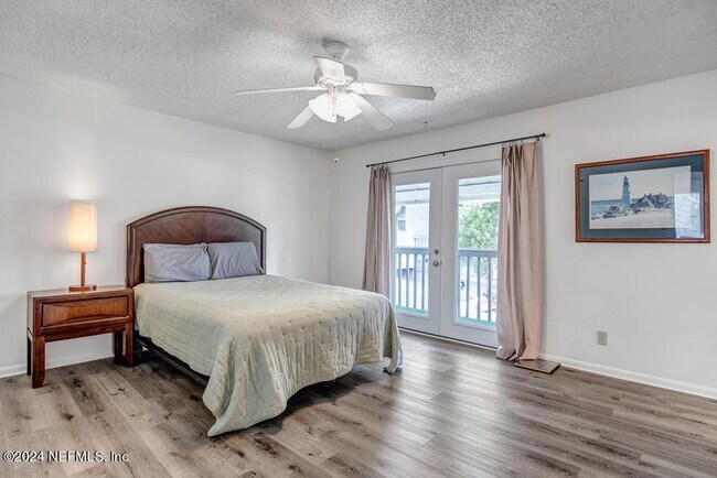 Building Photo - 695-A1A Jimmy Buffett Mem Hwy