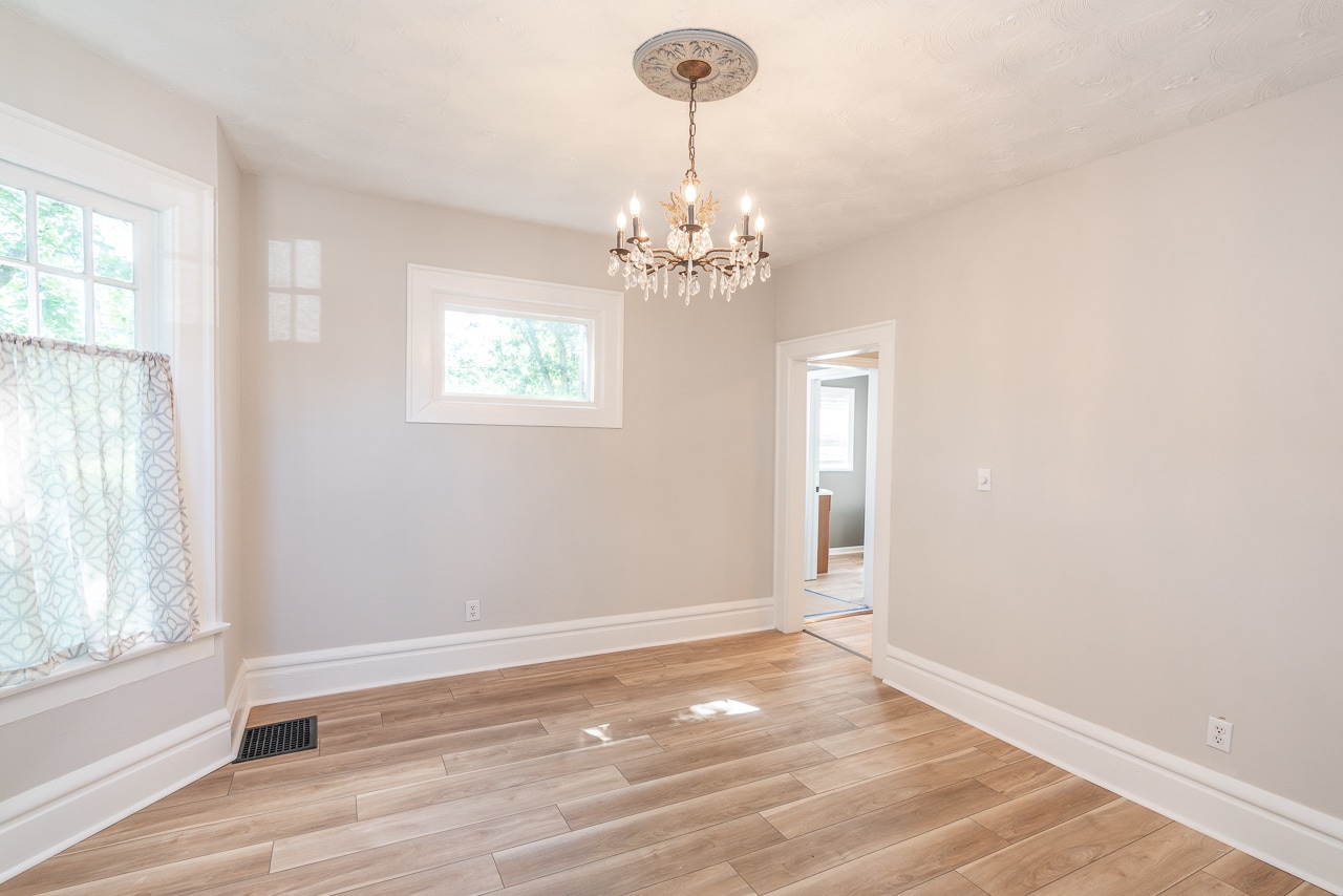 Dining Room - 2435 Summit St