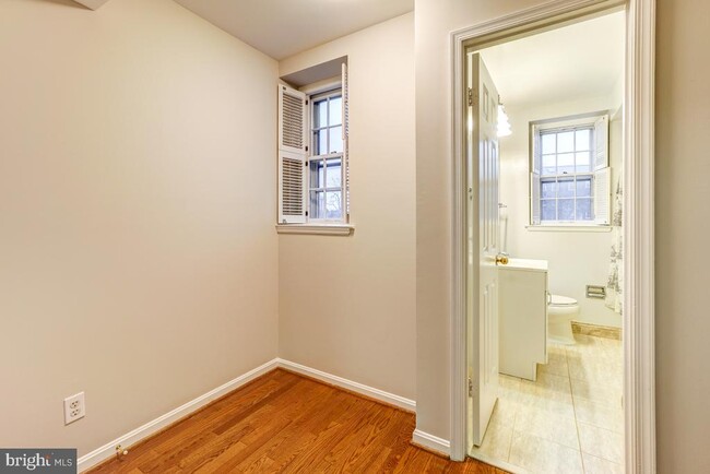 Building Photo - 3855 Rodman St NW