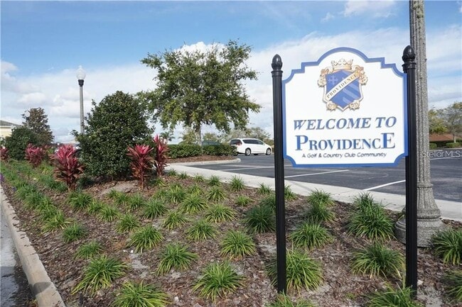 Building Photo - 1908 Greenbriar Ter