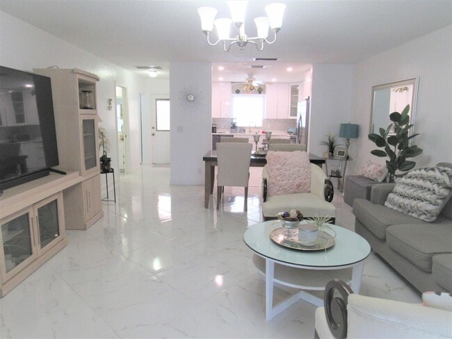 Building Photo - 178 Cape Cod Cir