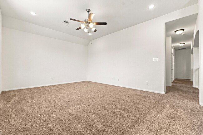 Building Photo - 3020 Rocky Canyon Dr