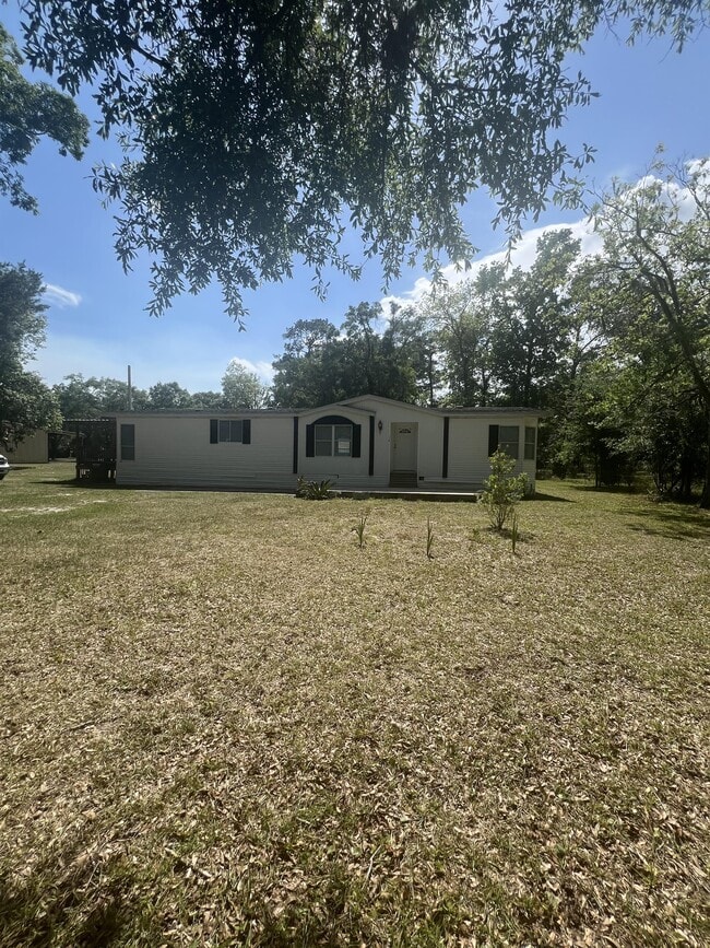 Building Photo - 178 White Oak Dr