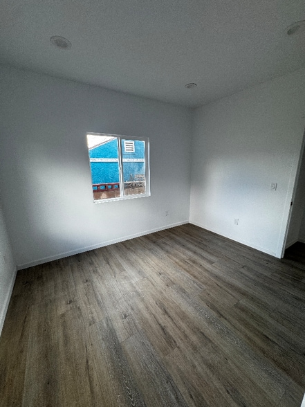 Building Photo - 7819 Golondrina Dr